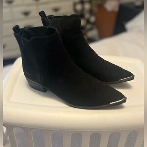 Women’s Kenzie Velvet Boots